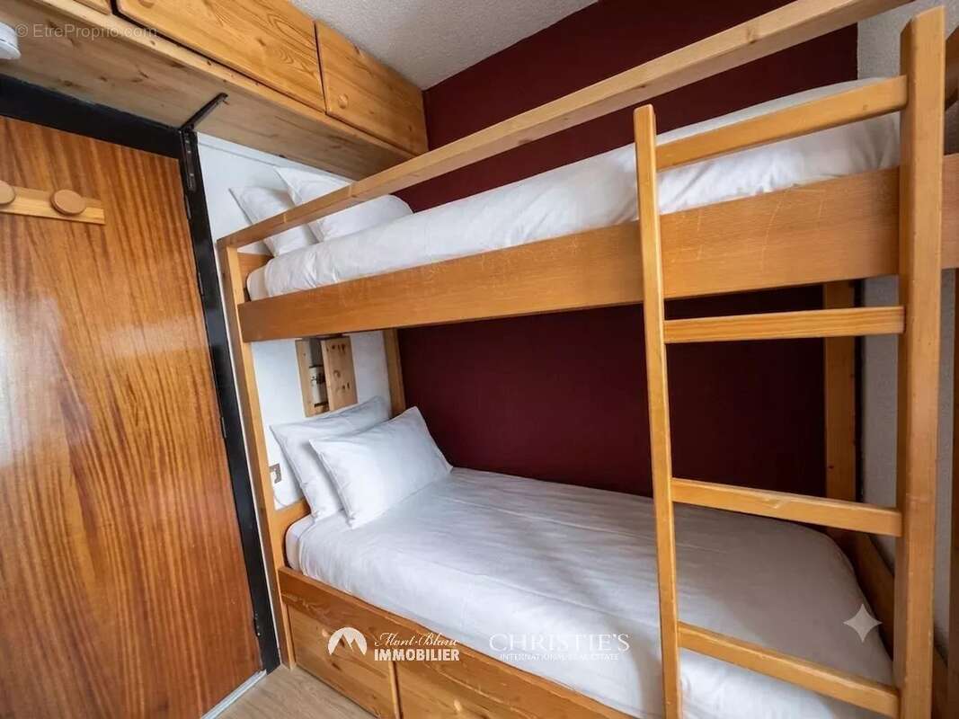 Appartement à NOTRE-DAME-DE-BELLECOMBE