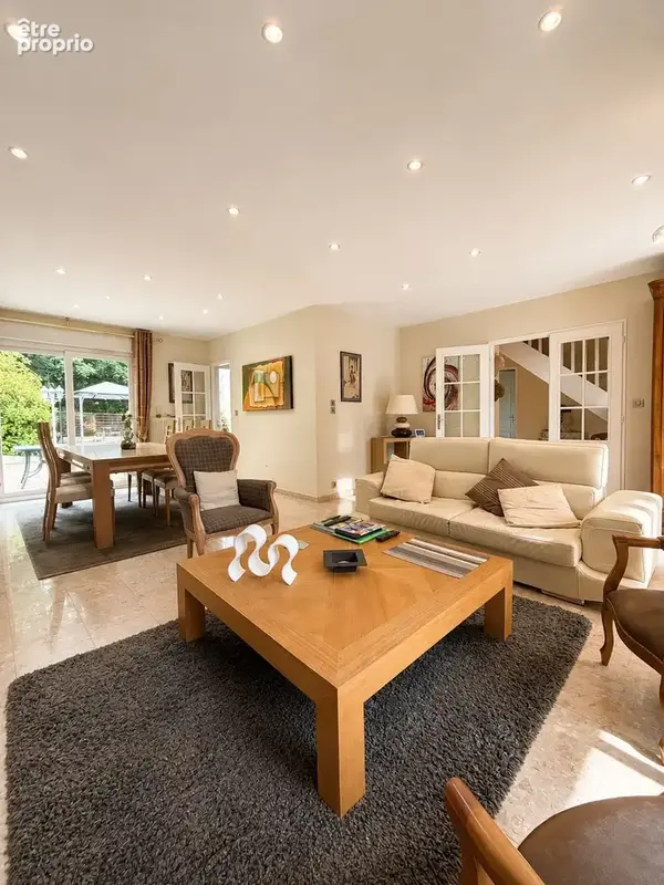 Maison 6 pièces 144 m² à vendre à Tours (37100) - photo 2