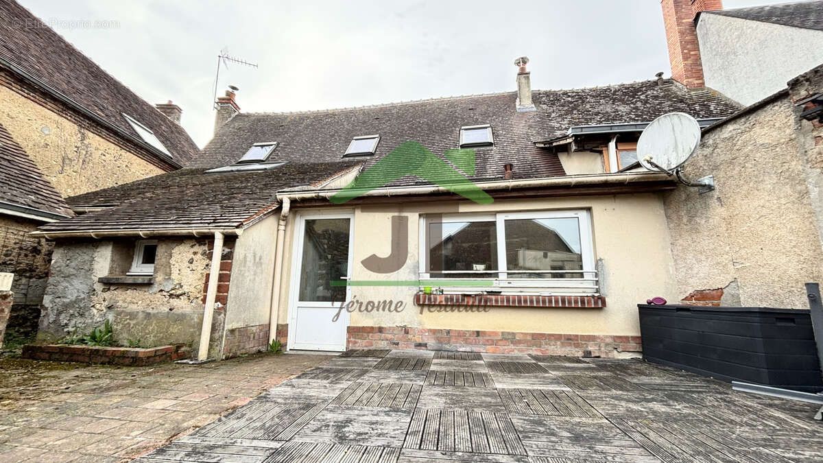 Maison à CHATEAUDUN