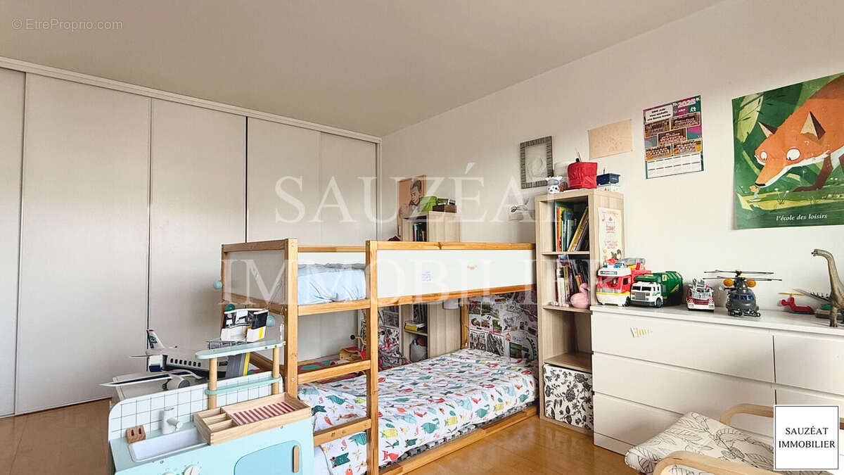 Appartement à MONTROUGE