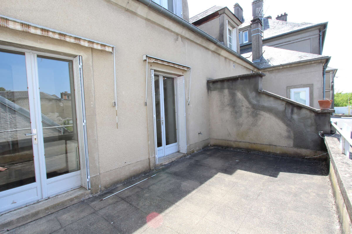 Appartement à LA CHARITE-SUR-LOIRE