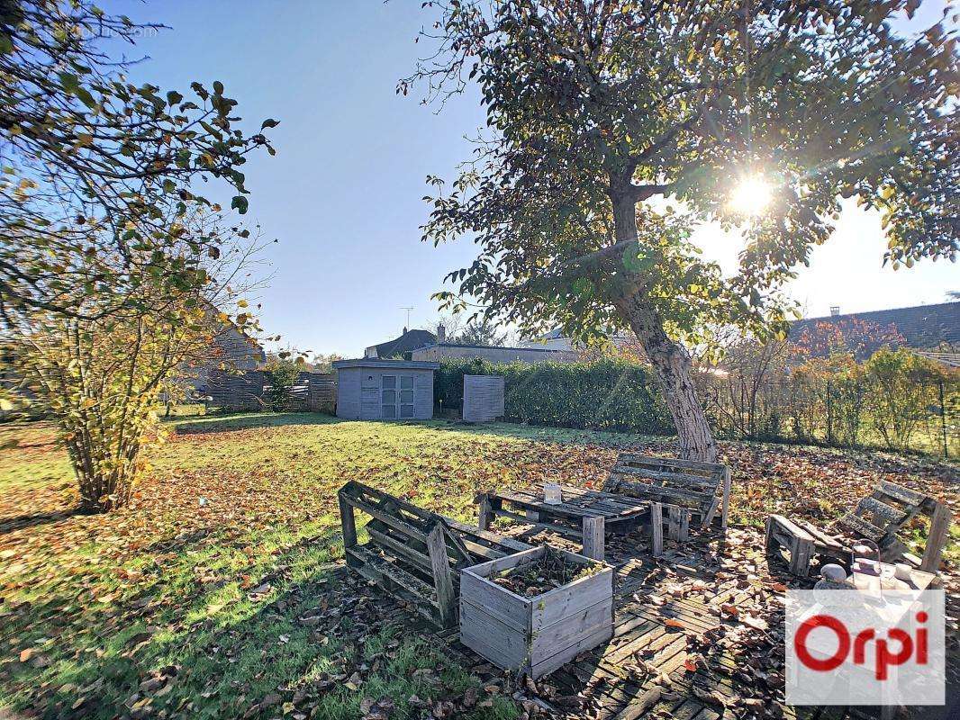 Terrain à LA FERTE-SAINT-AUBIN