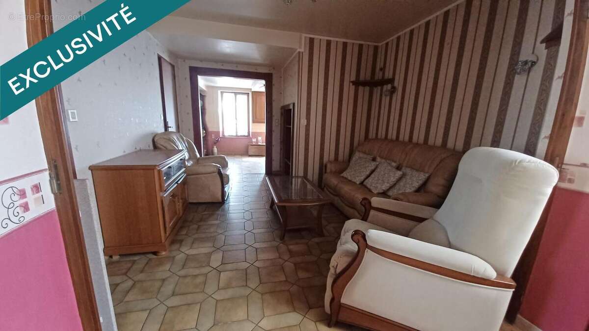 Appartement 262 m² à Bellegarde  - photo 4