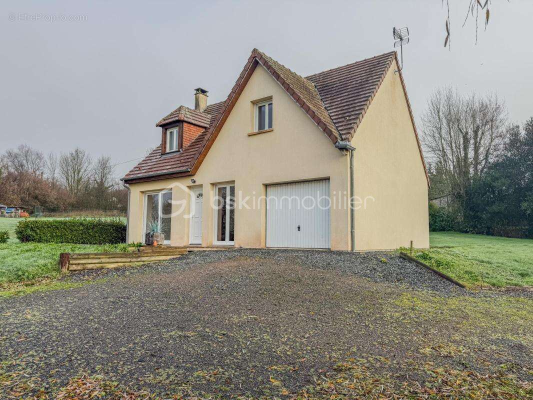 Maison à PONT-L'EVEQUE