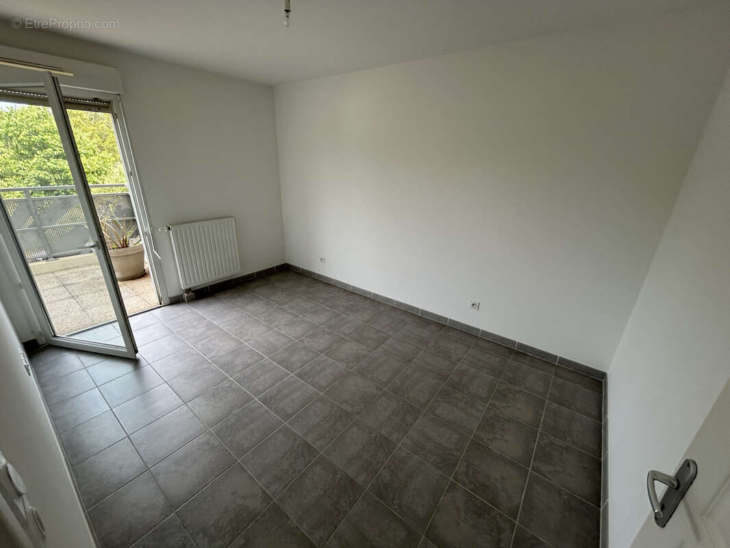 Appartement à SIX-FOURS-LES-PLAGES