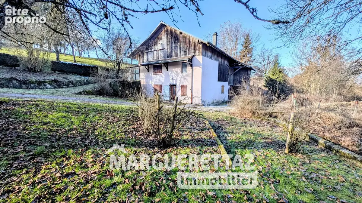 Ancienne bâtisse à rénover sur 4884m² de terrain (Zone N) - photo 6