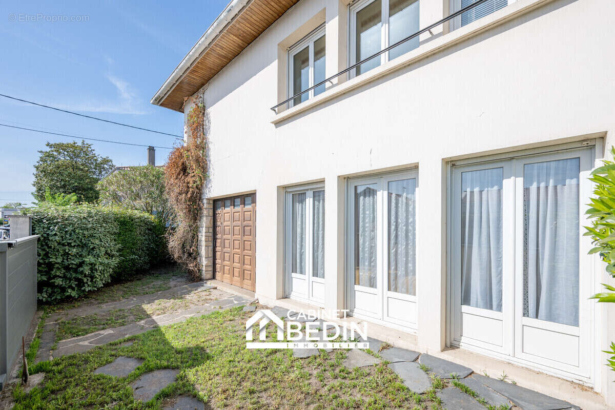 Maison à MERIGNAC