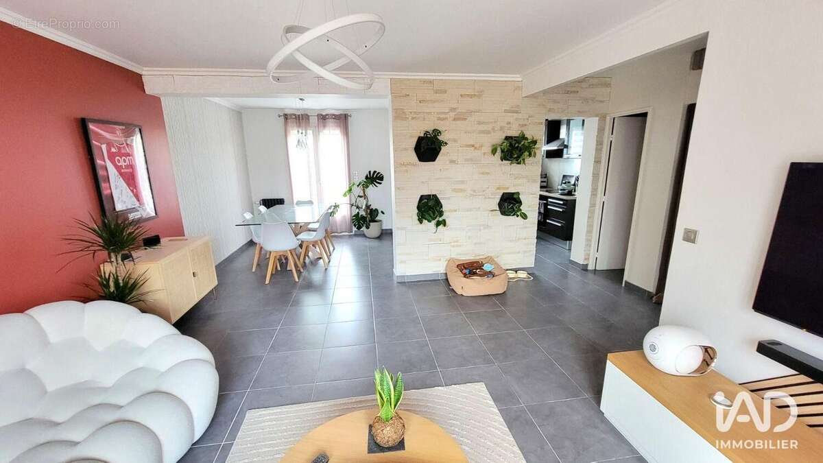 Maison 110 m² à Chelles  - photo 4