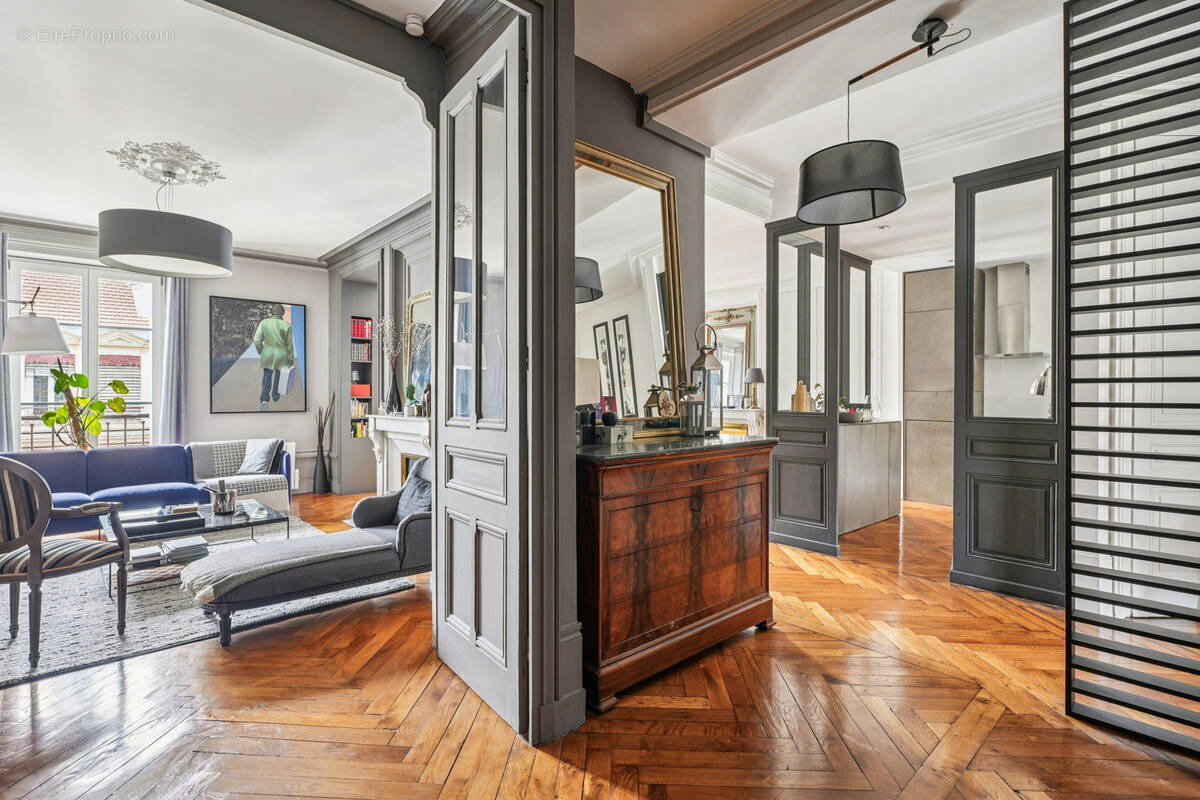 Appartement à LYON-6E