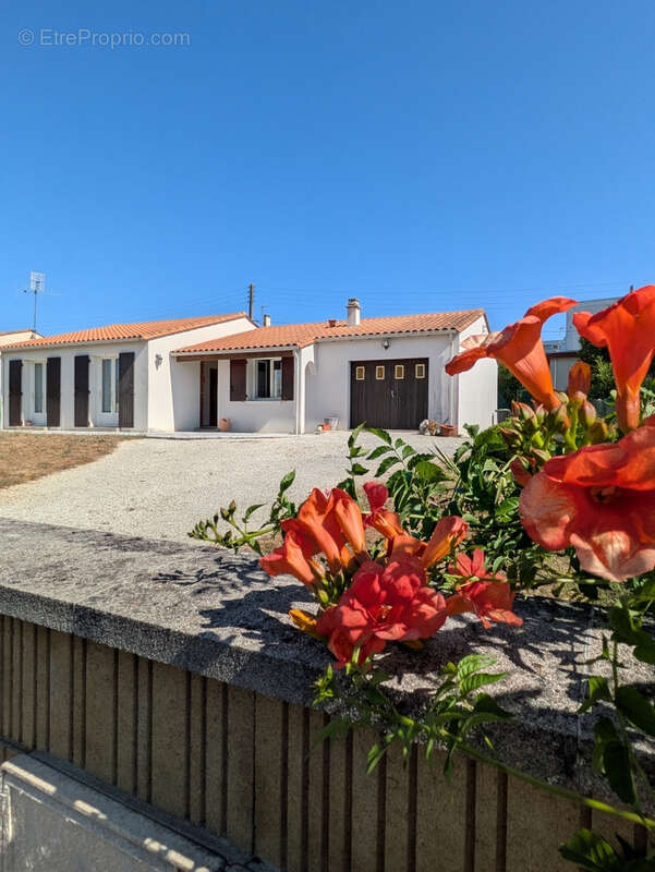 Maison à SAINTES