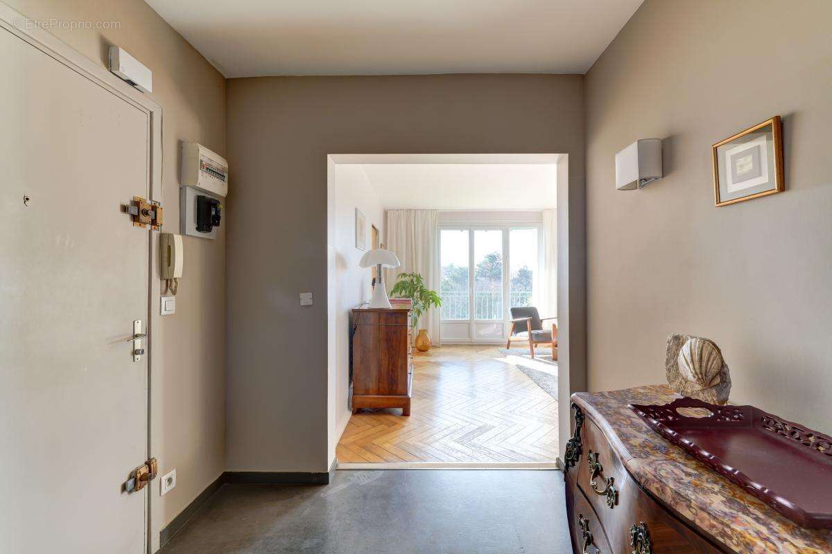 Appartement à CALUIRE-ET-CUIRE