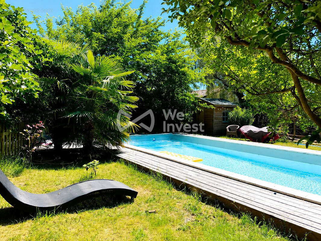 Maison 190 m² à La Lande-De-Fronsac  - photo 3