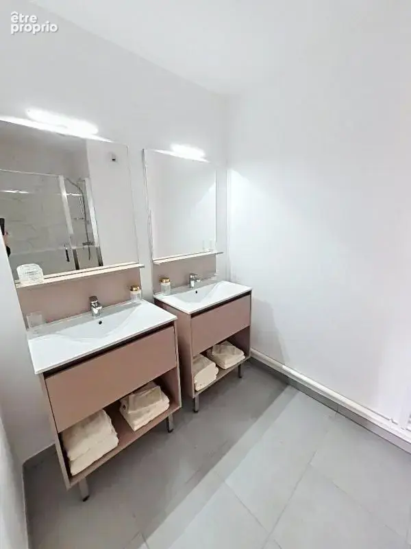 Halluin Appartement récent avec 2 chambres et terrasse 3e et dernier étage - photo 9