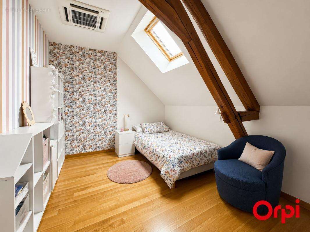 Maison et maison d’amis sur plus de 12 hectares avec étang et cours d’eau – cadre naturel exceptionnel et calme absolu - photo 9