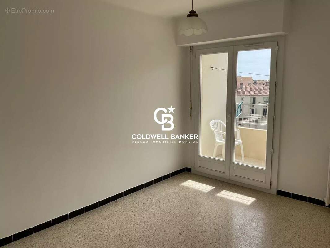 Appartement à HYERES