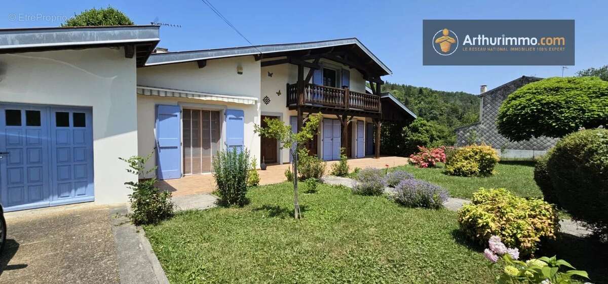 Maison à FOUGAX-ET-BARRINEUF