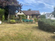 Maison à OINVILLE-SUR-MONTCIENT