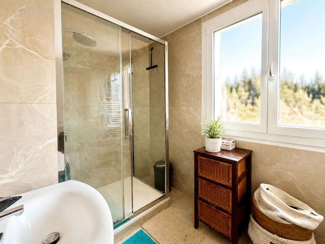 À vendre en exclusivité – t4 rénové – dernier étage avec balcon - photo 9