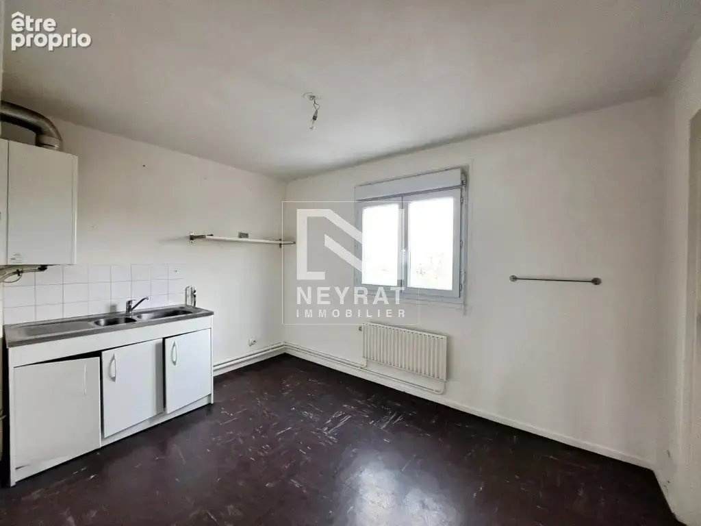 Appartement 3 pièces 64 m² à vendre à Luzy (58170) - photo 1