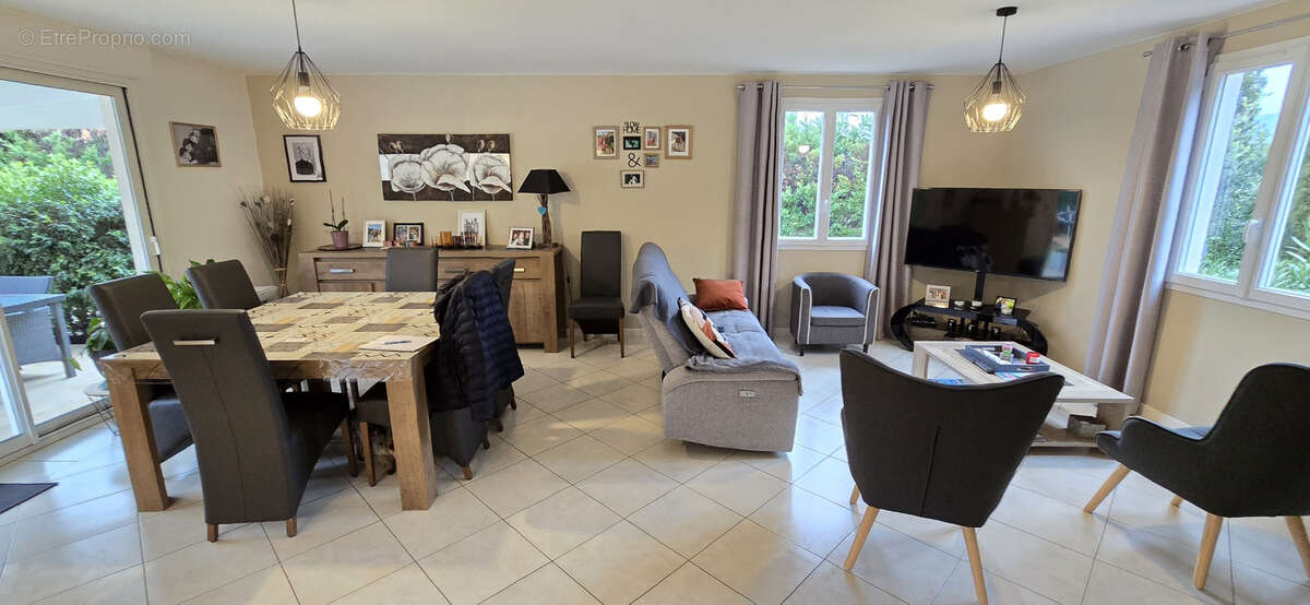 Maison à DRAGUIGNAN