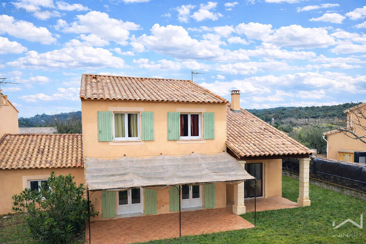 Maison à SAINT-REMEZE
