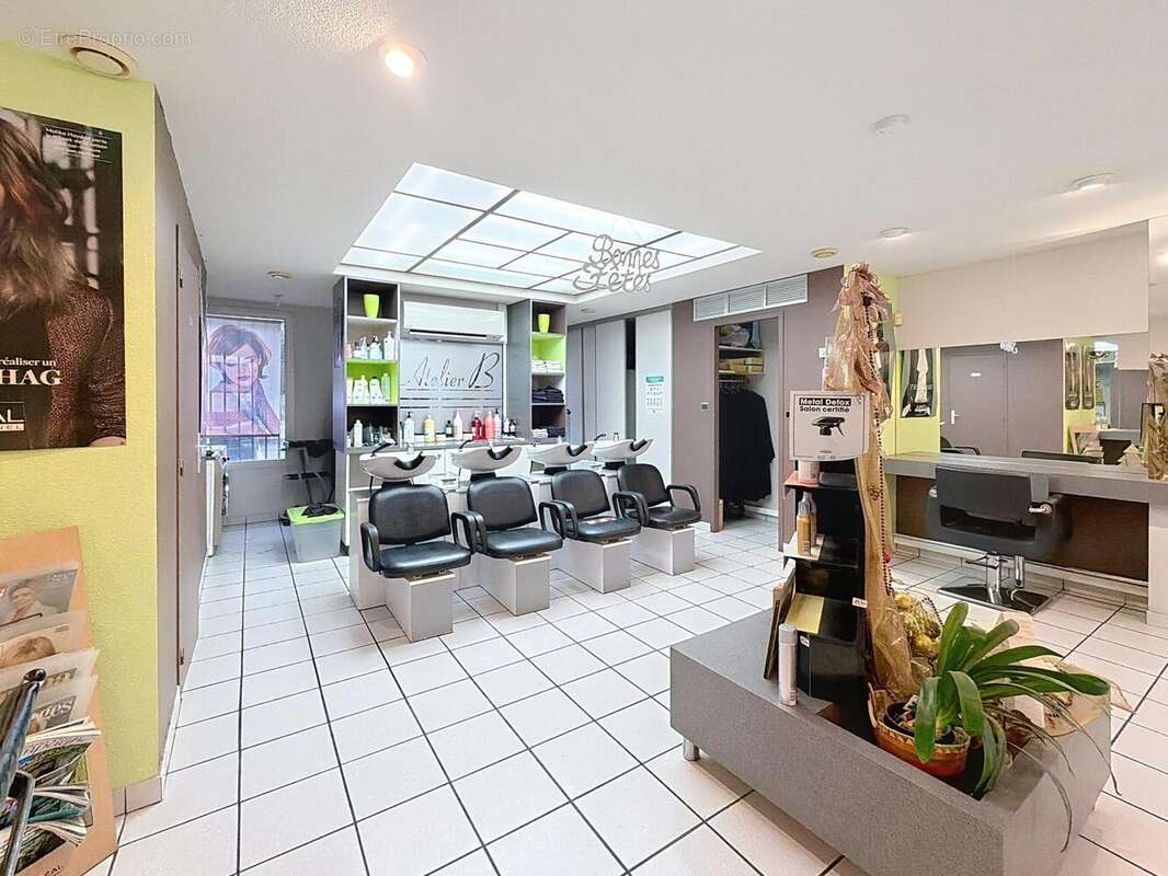 Photo 2 - Commerce à BLAGNAC