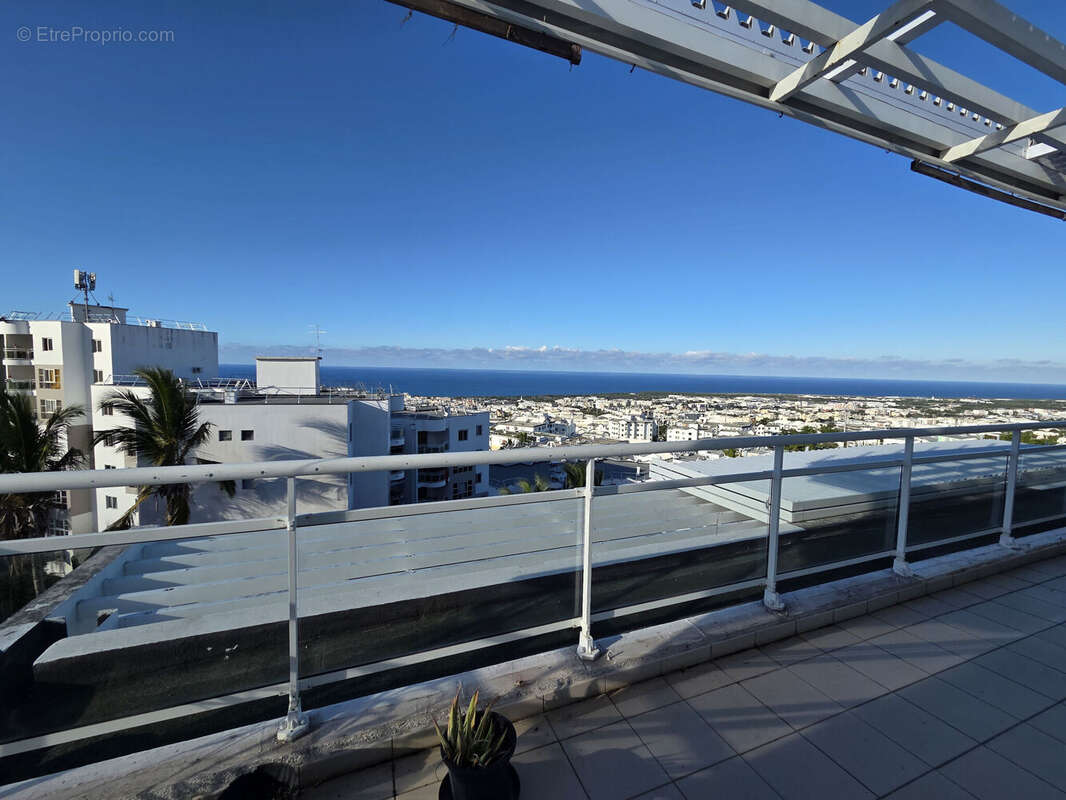 Photo 8 - Appartement à SAINT-DENIS