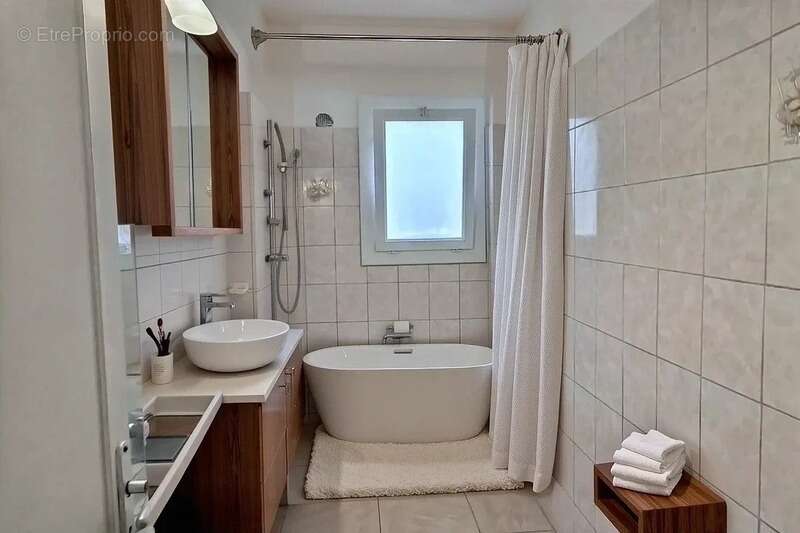 Appartement à BILLERE