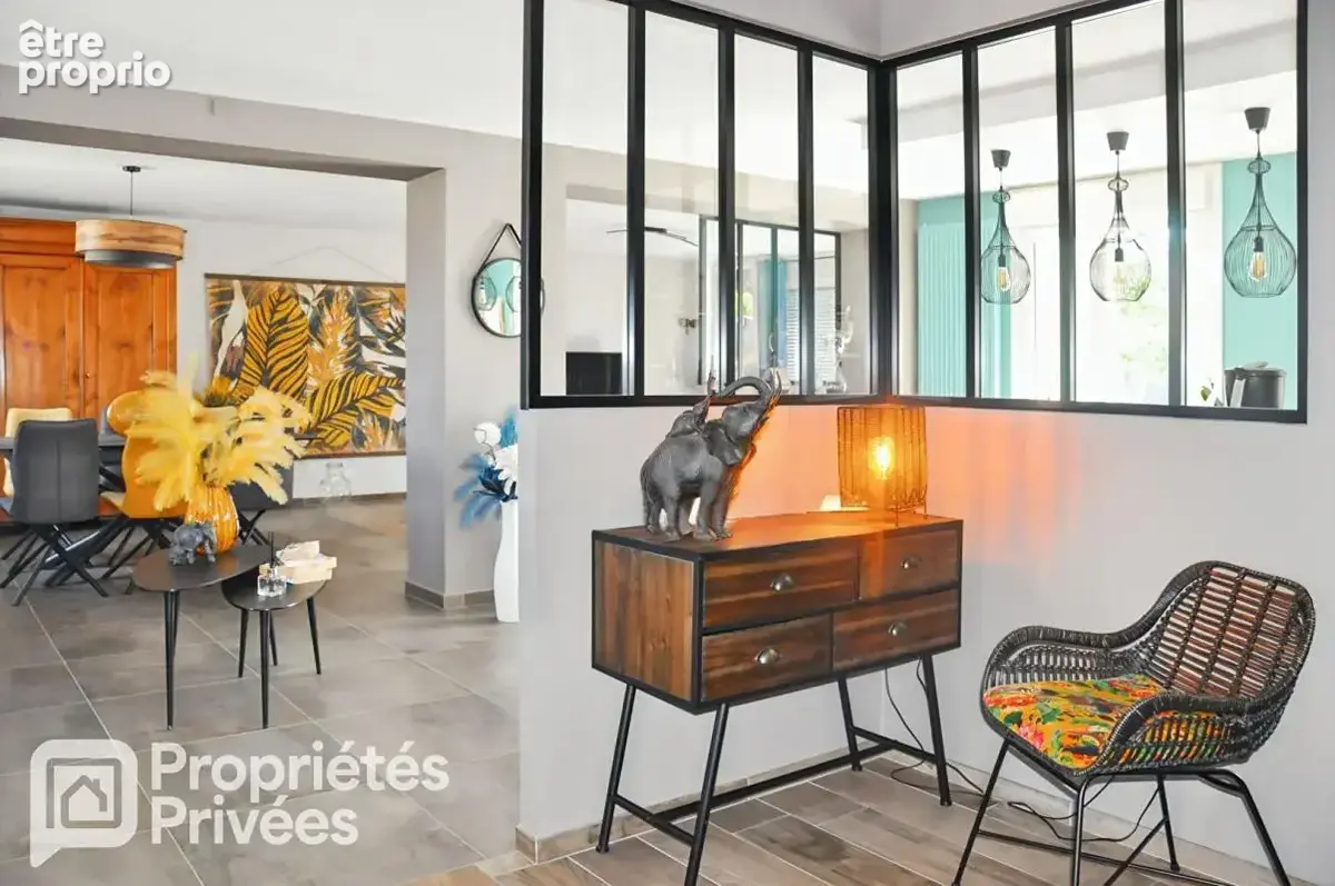 Maison à L'HUISSERIE
