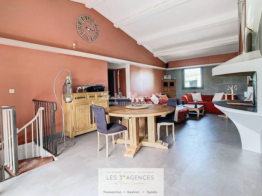 Maison à COGOLIN
