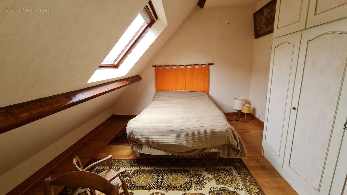 Maison à BURES-SUR-YVETTE