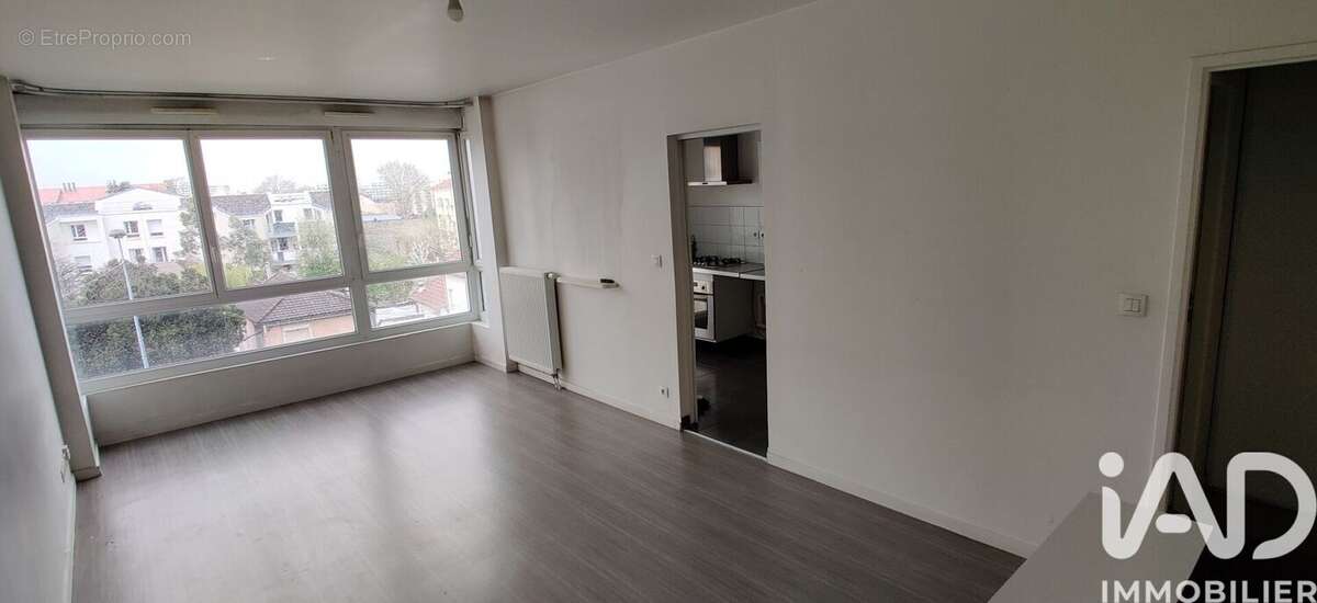 Photo 3 - Appartement à NEUILLY-SUR-MARNE