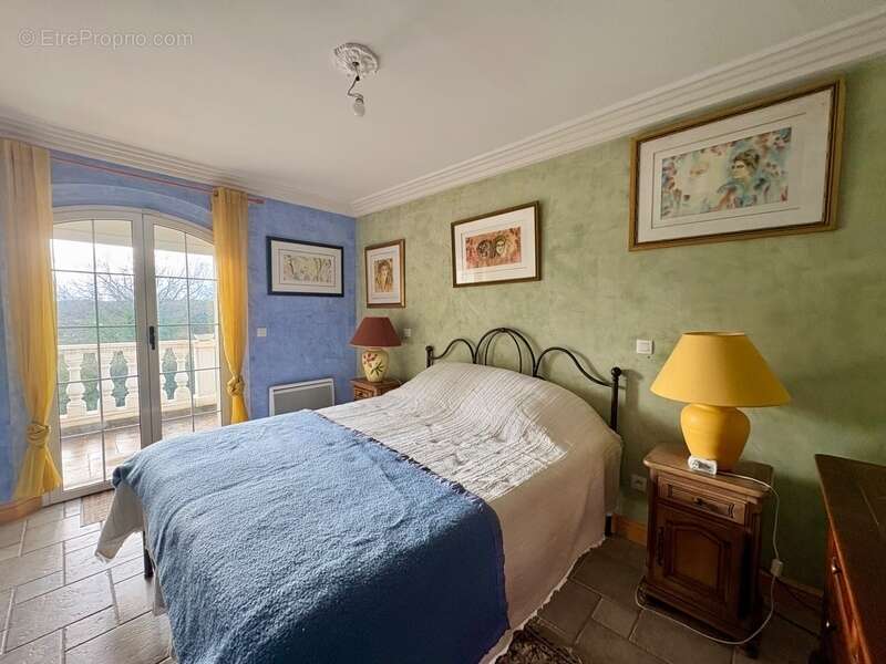 Maison à TRANS-EN-PROVENCE