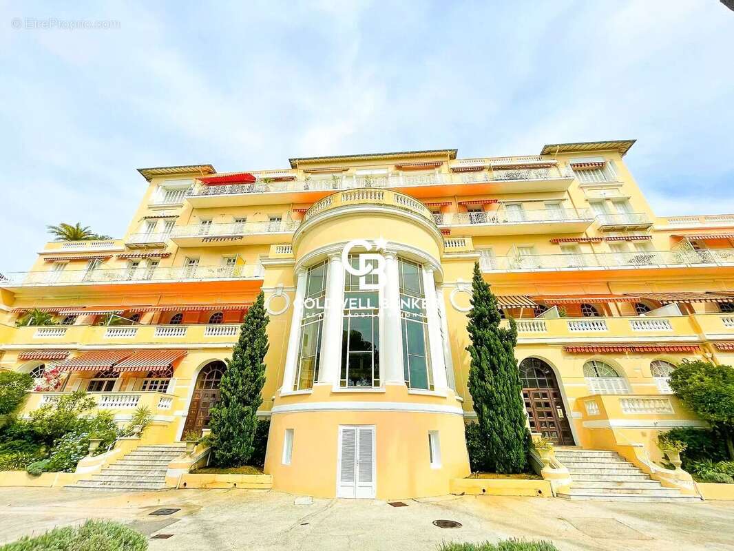 Appartement à HYERES