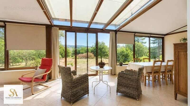 VILLARDONNEL – Villa de plain-pied avec garage, 4 chambres et bureau, sur un terrain de 3 577 m² avec vue dégagée sur la Montagn - photo 11