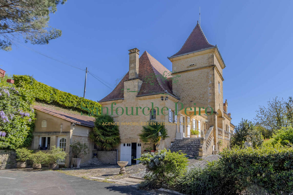 Maison à SARLAT-LA-CANEDA