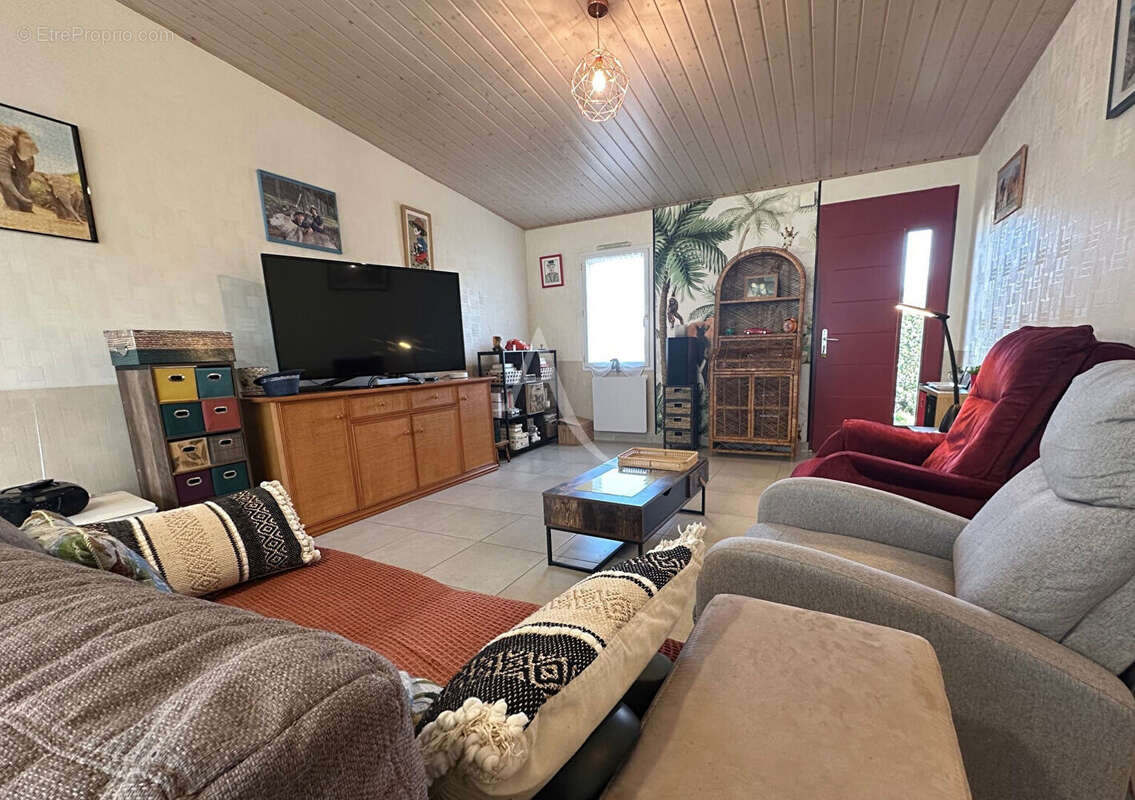 Maison à SAINT-REVEREND