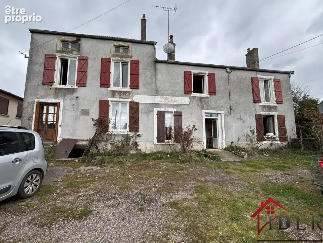 Maison à TERRE-NATALE