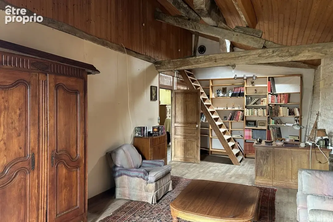 Charmante maison de caractère avec cave voûtée et jardins - photo 8