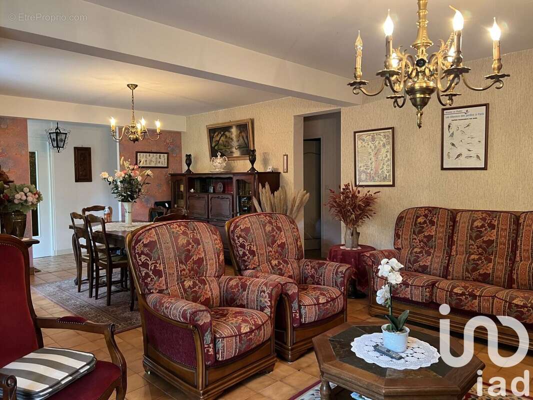 Photo 5 - Maison à SAINT-HILAIRE-LES-ANDRESIS