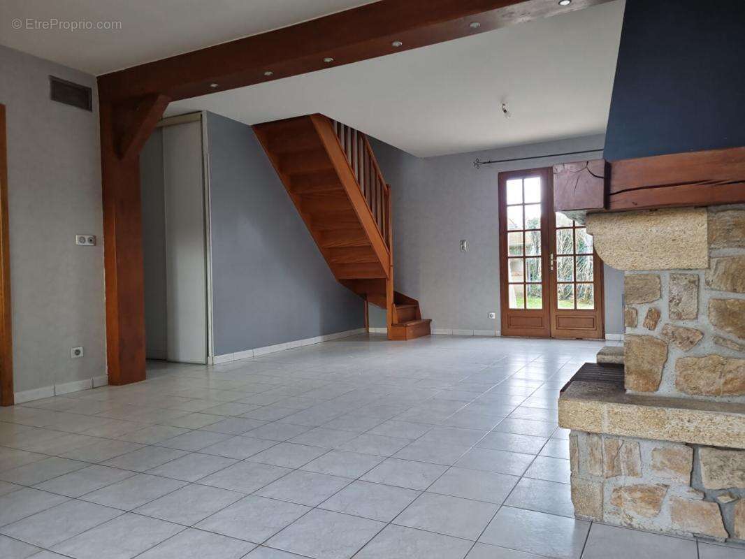 Maison à BONNEE