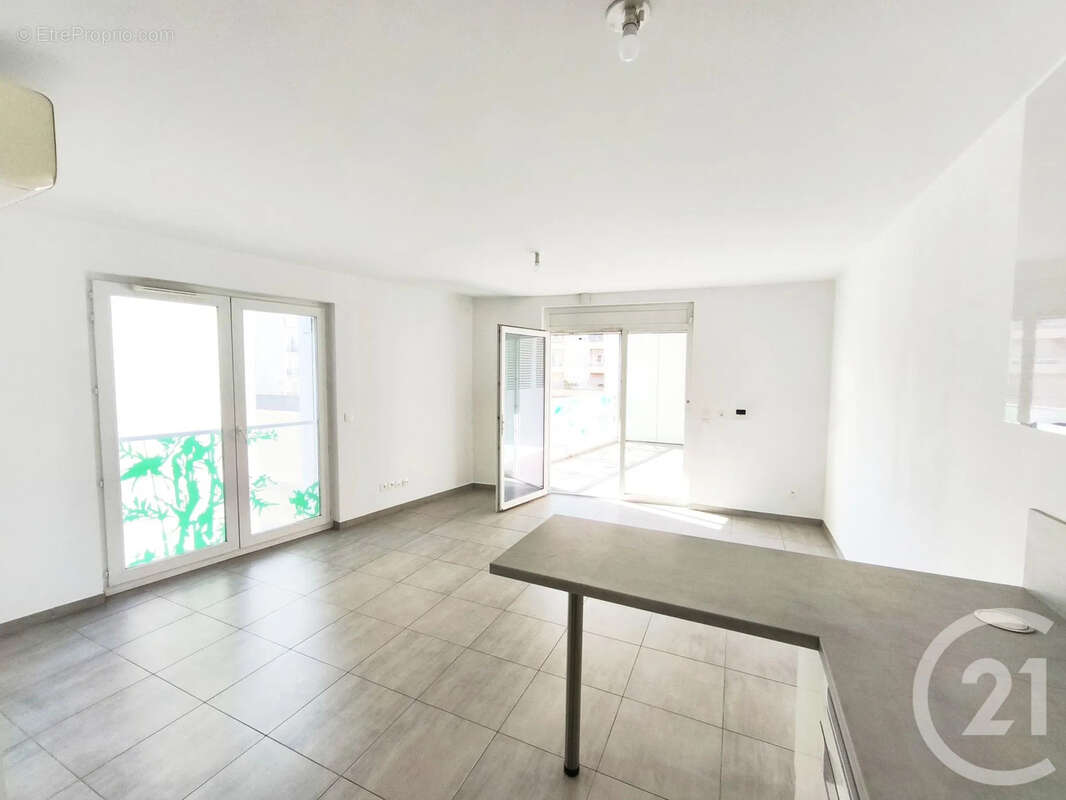 Appartement 53 m² à Toulon  - photo 3