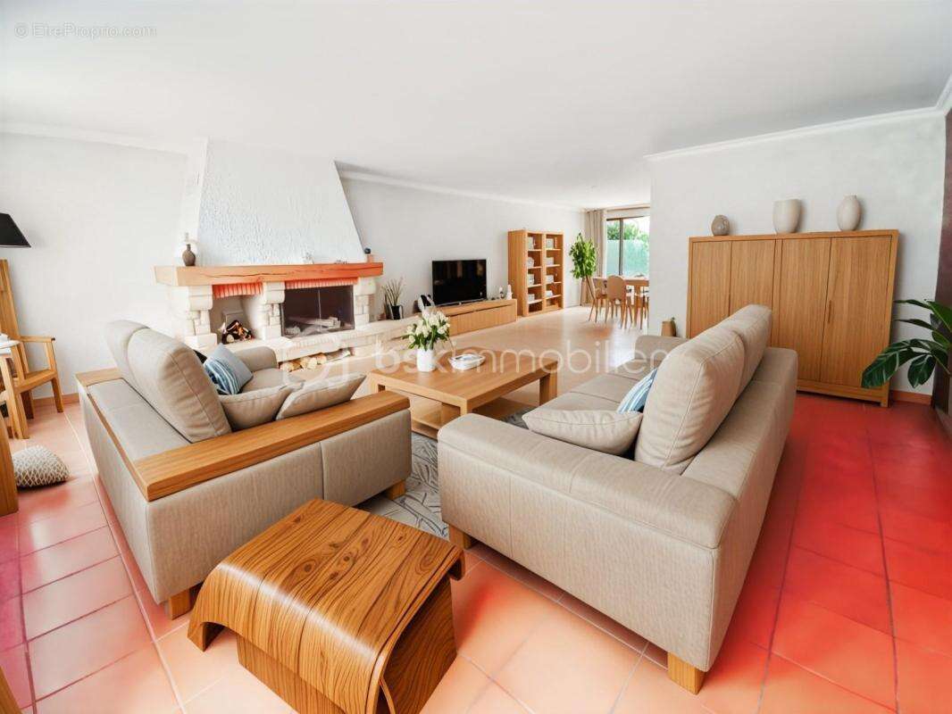 Propriété familiale de 150 m² - 5 chambres, jardin arboré et stationnement - photo 3