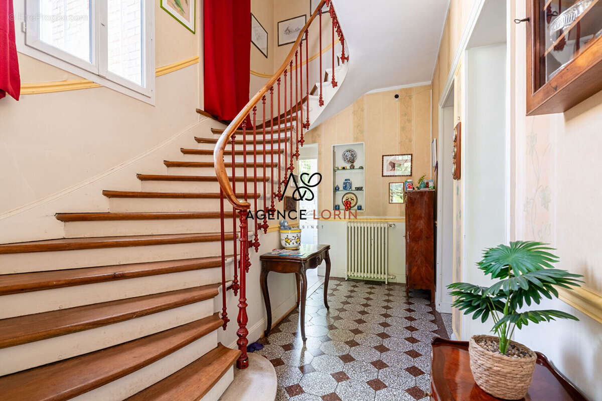 Maison à LE VESINET
