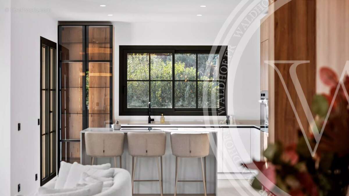 Elégante villa rénovée avec piscine - Roquebrune-Cap-Martin - photo 8