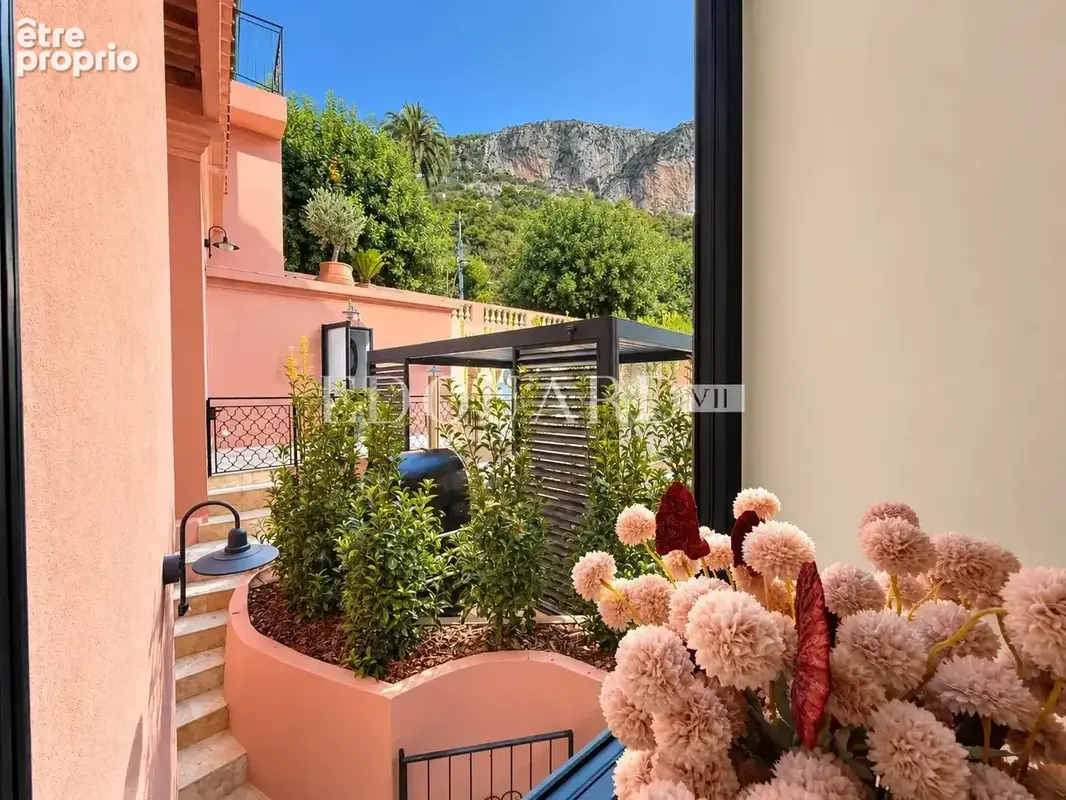 Demeure d’exception avec jardin, piscine, jacuzzi et panorama extraordinaire sur la baie de Menton - photo 35