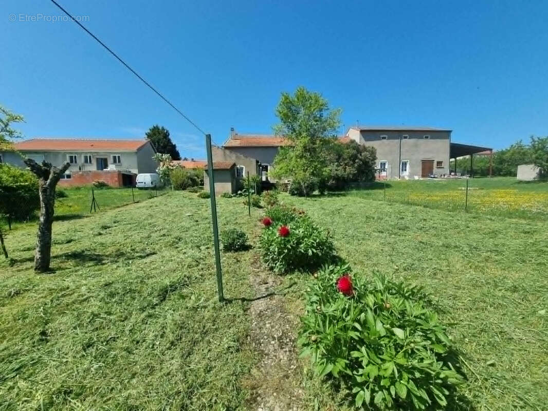 Maison à VIVIERS