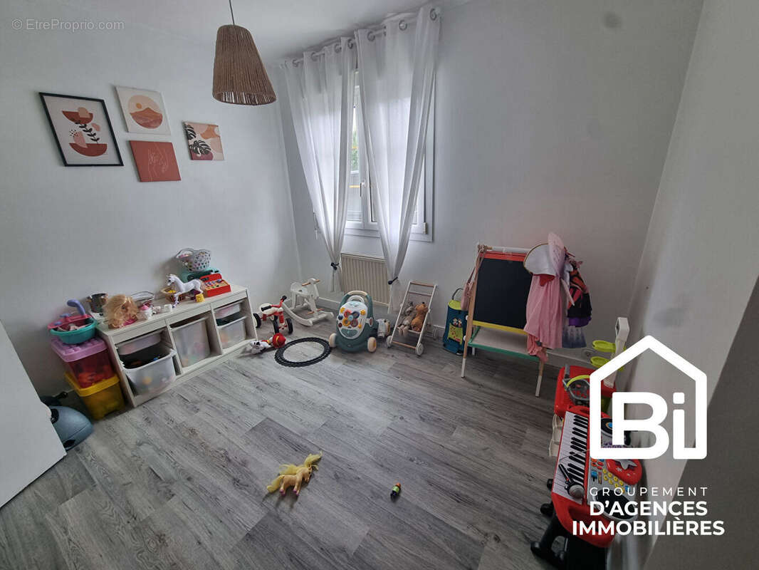 Maison à BRETTEVILLE-L'ORGUEILLEUSE