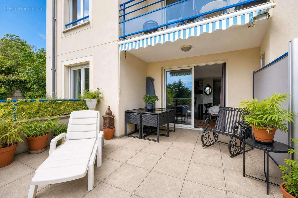 Appartement à CHAMPIGNY-SUR-MARNE