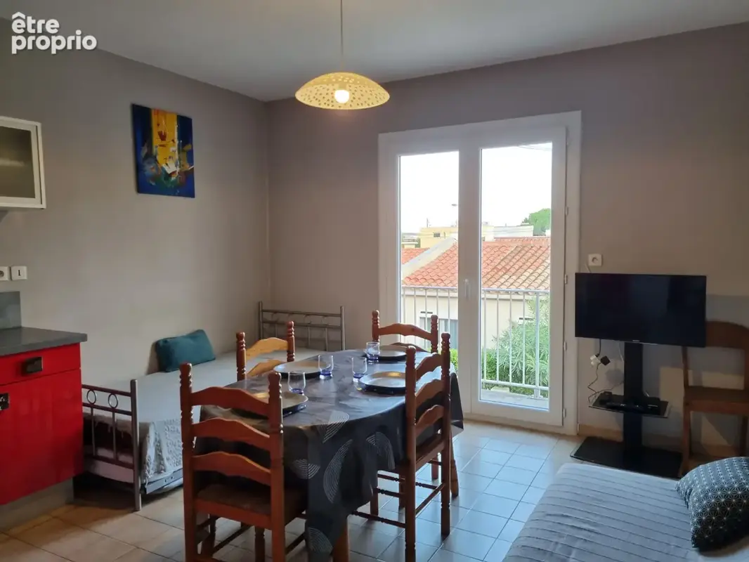 A vendre - saint pierre - proche de la plage - appartement t2 5 couchages - balcon - parking - photo 3